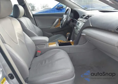 2007 Toyota Camry Xle V6 z USA, uszkodzony, nr VIN 4T1BK46KX7U517002